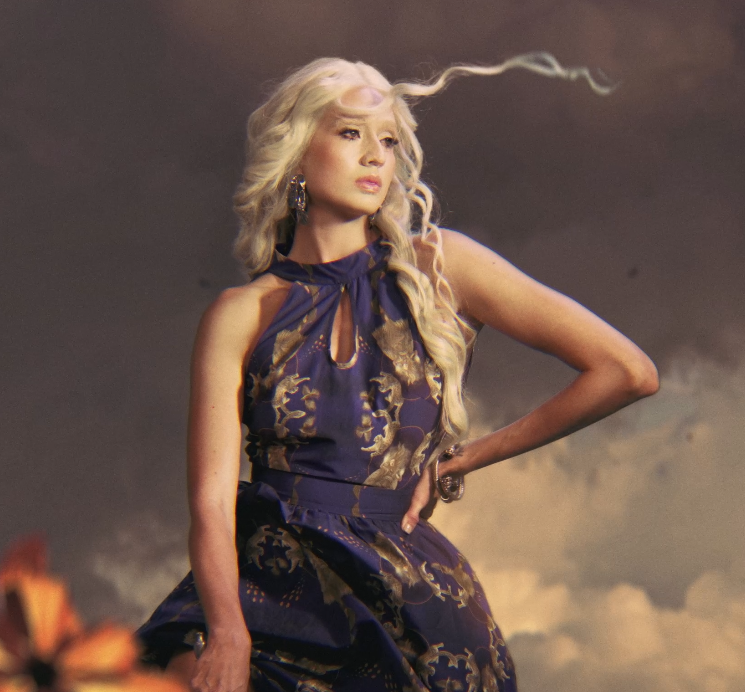 Freya: Fierce Allure & Magic